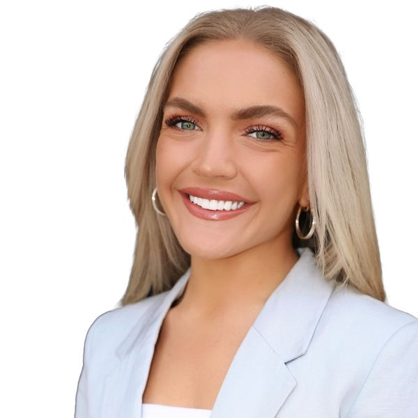 Madison Brock, Real Estate Agent